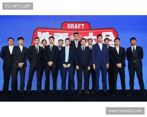 足球队CBA教练团队揭秘青训体系创新突破及未来发展方向 足球队CBA教练团队揭秘青训体系创新突破及未来发展方向