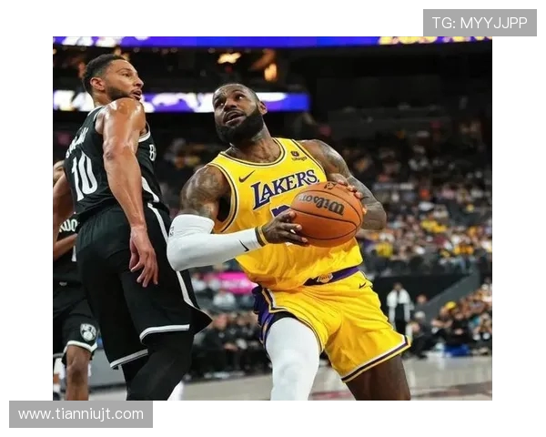 2019年NBA中国赛上海站湖人篮网对决詹姆斯浓眉率队亮相